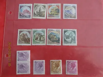 13 timbres NEUFS d'Italie