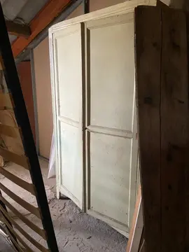 armoire bois vintage