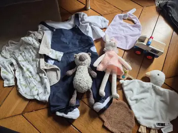 objets puériculture/ bébés