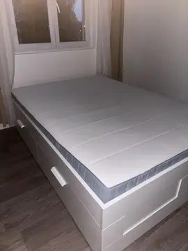 cadre de lit IKEA+ matelas+ sommier