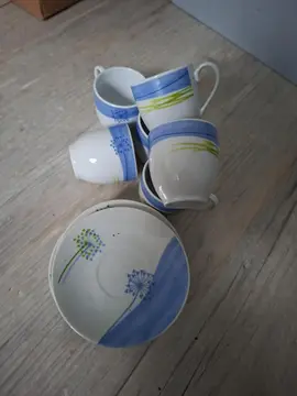 LOT DE 6 TASSES A CAFE