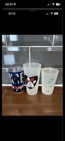 lot gobelets en plastique