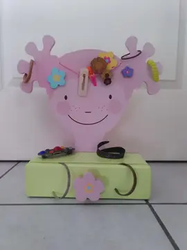 Rangement d'accessoires pour enfant