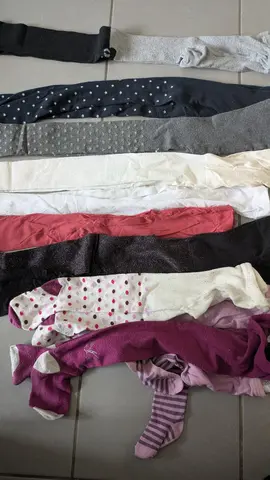 une dizaine de collants enfants