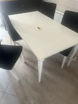 Table de salle à manger INGATORP avec chaises BERGMUND IKEA