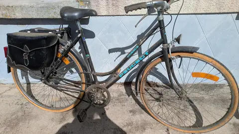 vélo Peugeot pour rénover ou pièces