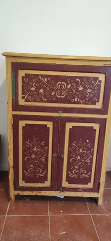 Petit meuble confiturier/farinier