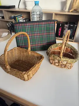 Lot paniers + trousse de toilette