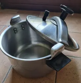 Cocotte Minute SEB 10 litres