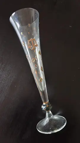 grande flûte en verre décorée