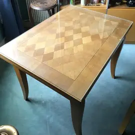 Table en bois-marquetterie