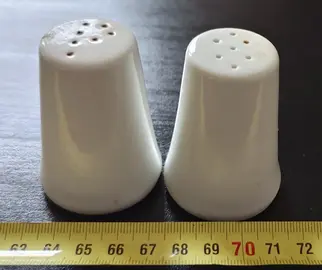 salière et poivrière en céramique