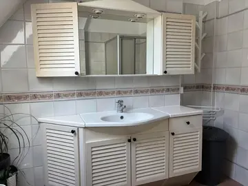 meuble vasque pour salle se bain avec miroir