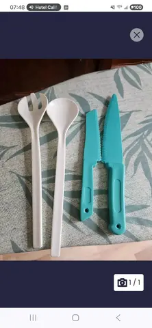 neufs couverts en plastique