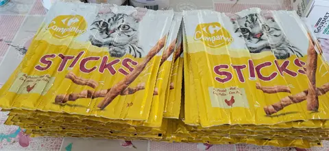 sticks pour chat