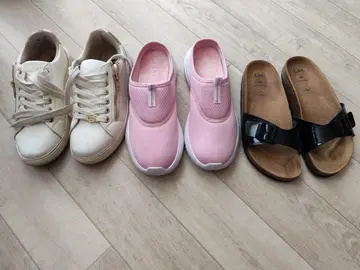 Chaussures et claquettes