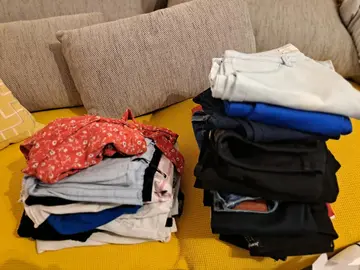 Habits fille/femme tailles S/34 et 10/12 ans