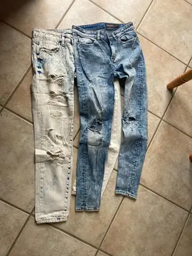 2 jeans "troués" ado