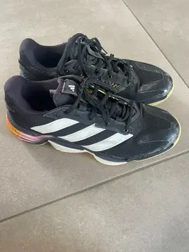 Chaussures de hand taille 44