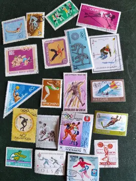 lot de 20 timbres sport..