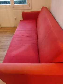 canapé convertible confortable tissu abimé