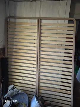 sommier a lattes 140x190cm sans pied