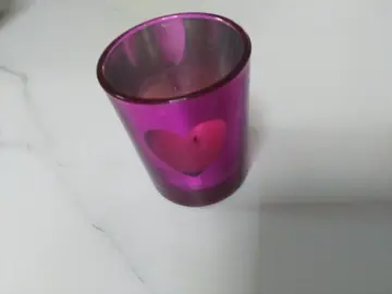 photophore fuchsia avec sa petite bouge parfumée