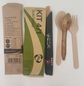 Couverts en bois neufs