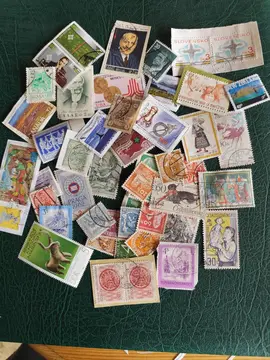 gros lot unique timbres étrangers 30/03