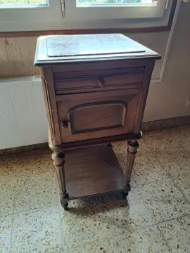 table de nuit