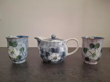 Genuine Japanese porcelain teapot and cups