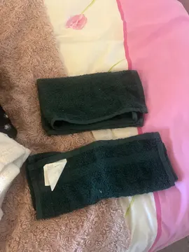 lot de deux serviettes