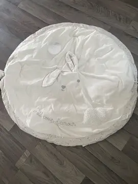 tapis d’eveil avec arche