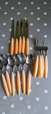 Lot de couverts de table