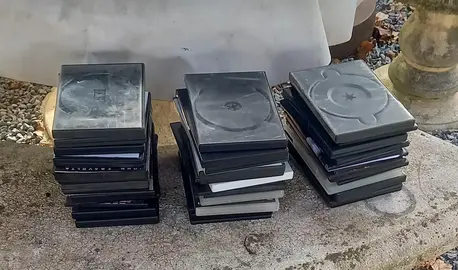 43 boîtiers DVD vides