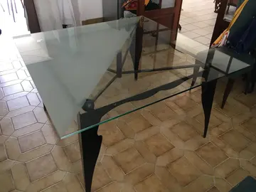 Table verre et metal