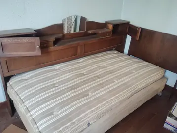 lit et matelas de laine