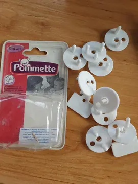 cache prise sécurité enfant