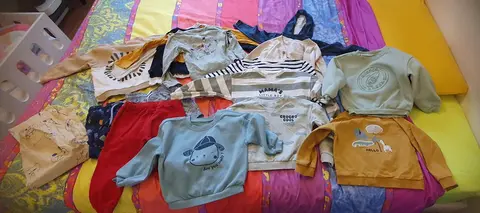 lot de vêtements taille 3 ans