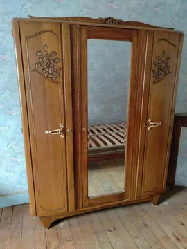 Armoire ancienne