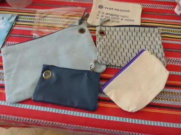lot petites pochettes