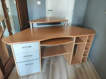 donne bureau d'angle