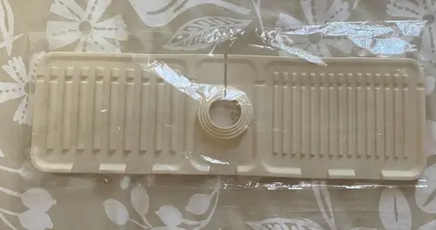 support/égouttoir pour éponges