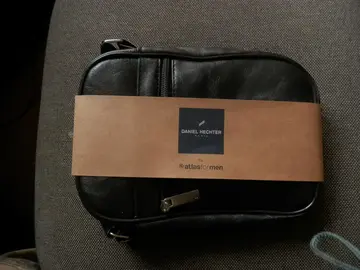 sacoche pour papiers personnels/ argent