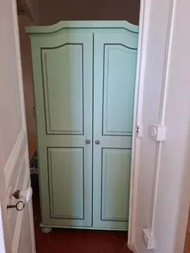 armoire en bois