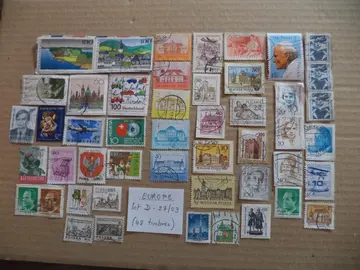Timbres d'Europe. Lot D - 26/03