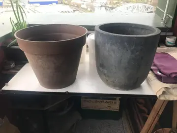 Cache-pots