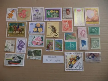 Timbres du Monde. Lot H - 3/04