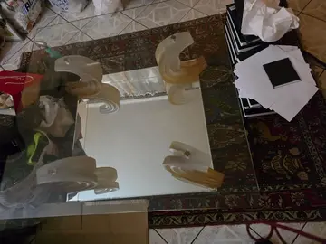 table basse tŕès classe, pour grand salon