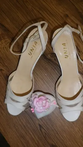 Sandales blanches Vintage